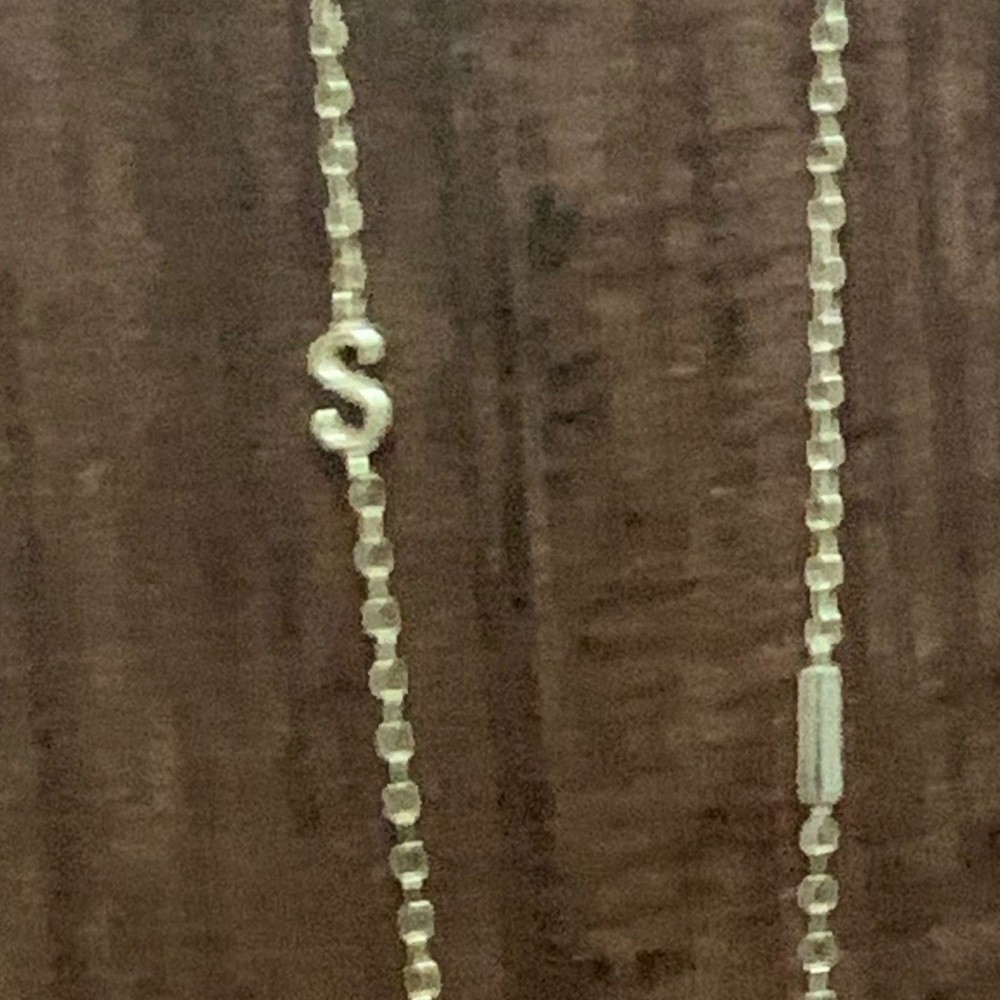 Evereve initial necklace letter S